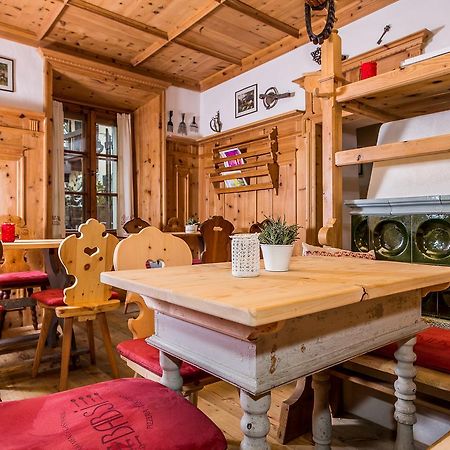 Gasthaus Babsi Сопрабольцано Экстерьер фото